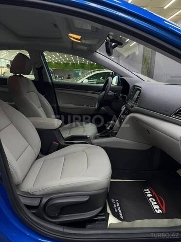 Hyundai Elantra 2017, 132,790 km - 2.0 l - Bakı