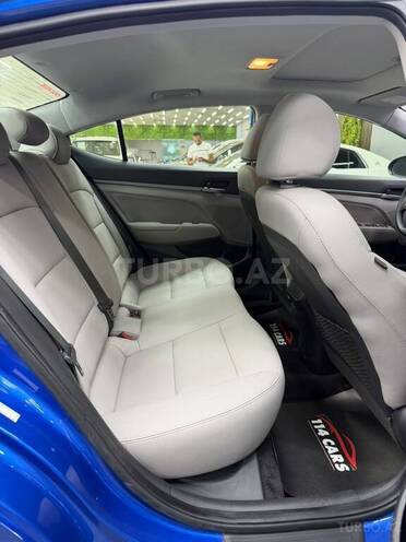 Hyundai Elantra 2017, 132,790 km - 2.0 l - Bakı