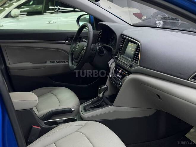 Hyundai Elantra 2017, 132,790 km - 2.0 l - Bakı
