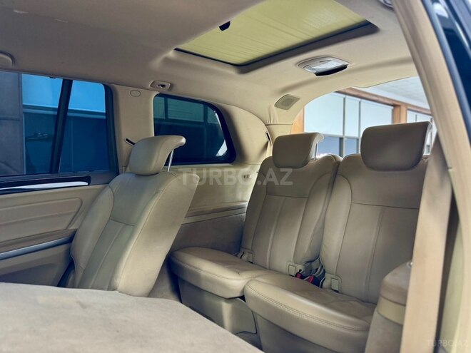 Mercedes GL 500 4MATIC 2012, 247,000 km - 5.5 l - Bakı