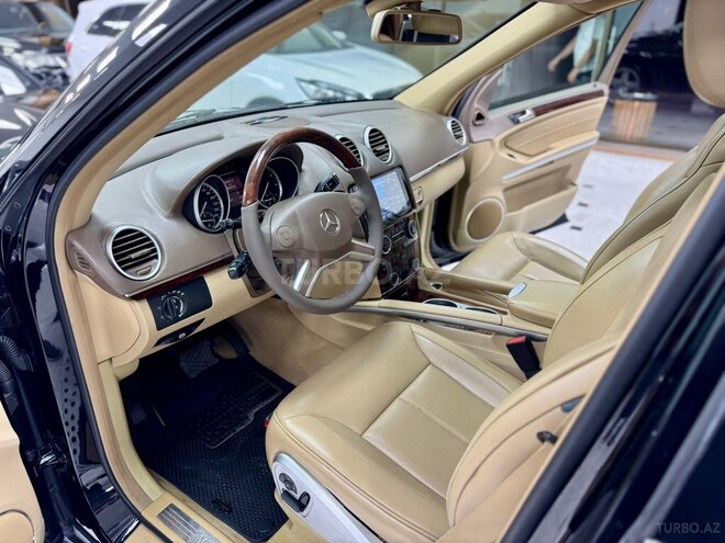 Mercedes GL 500 4MATIC 2012, 247,000 km - 5.5 l - Bakı
