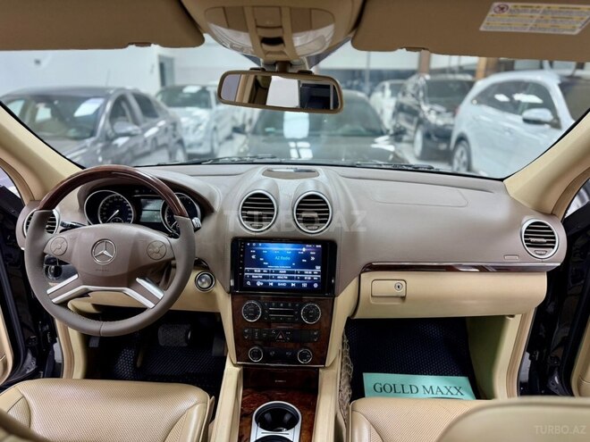 Mercedes GL 500 4MATIC 2012, 247,000 km - 5.5 l - Bakı