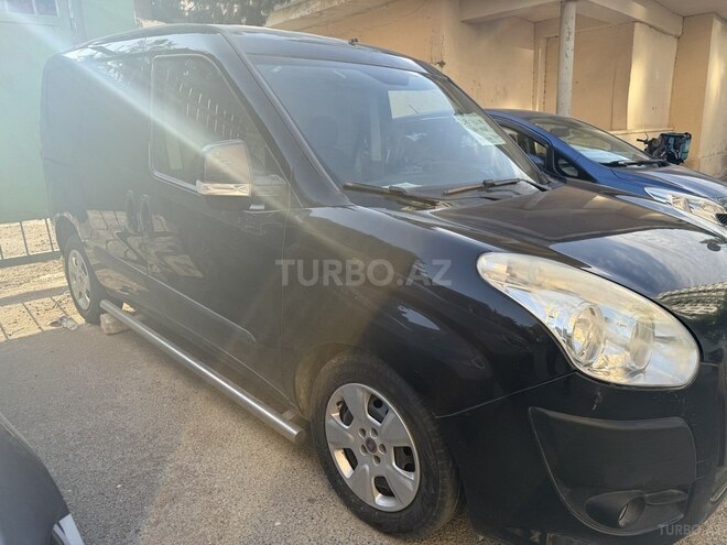 Fiat Doblo 2014, 189,000 km - 1.3 л - Bakı