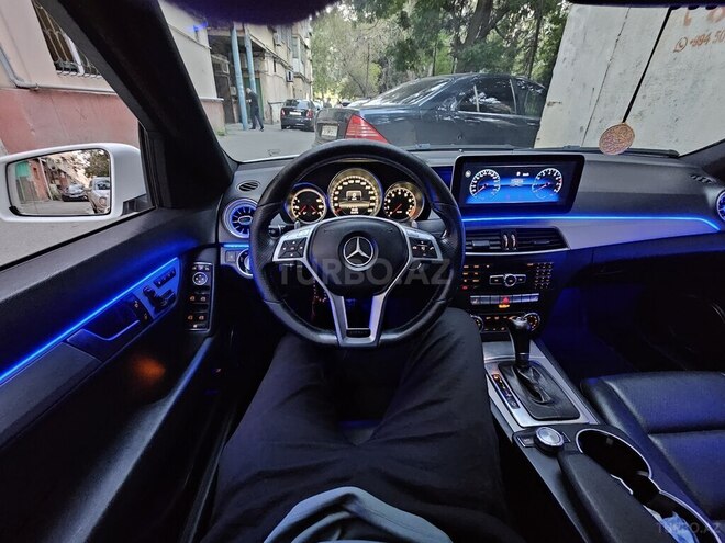 Mercedes C 250 2012, 228,366 km - 1.8 l - Bakı