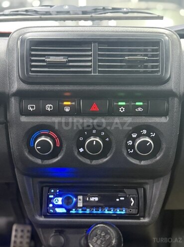 LADA (VAZ) Niva 2021, 80,000 km - 1.7 l - Sumqayıt