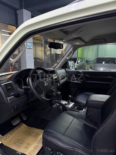 Mitsubishi Pajero 2007, 380,000 km - 3.0 l - Bakı