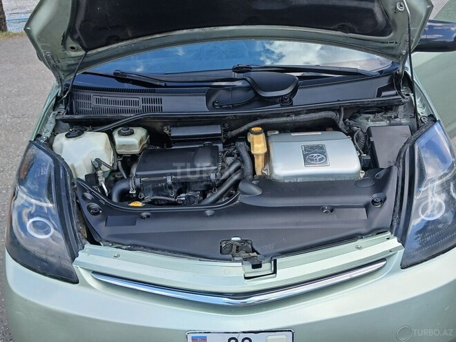 Toyota Prius 2008, 271,000 km - 1.5 l - Quba