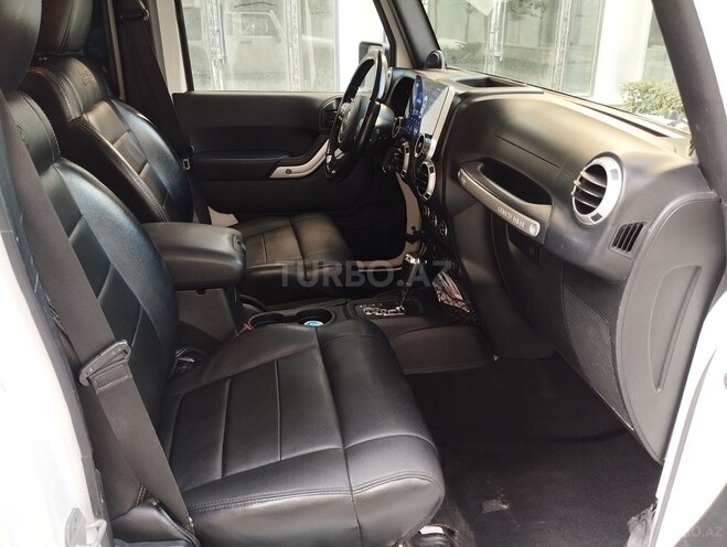 Jeep Wrangler 2012, 185,900 km - 3.6 l - Bakı