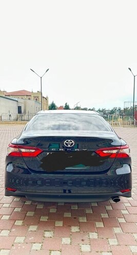 Toyota Camry 2022, 133,400 km - 2.5 l - Şirvan