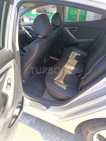 Hyundai Avante 2015, 213,000 km - 1.6 л - Bakı