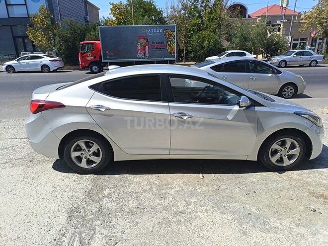Hyundai Avante 2015, 213,000 km - 1.6 л - Bakı