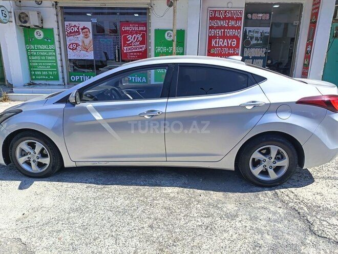 Hyundai Avante 2015, 213,000 km - 1.6 л - Bakı