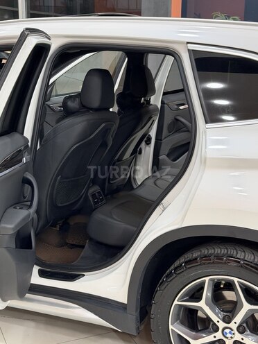BMW X1 2017, 99,000 km - 2.0 л - Sumqayıt