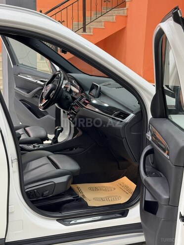 BMW X1 2017, 99,000 km - 2.0 л - Sumqayıt