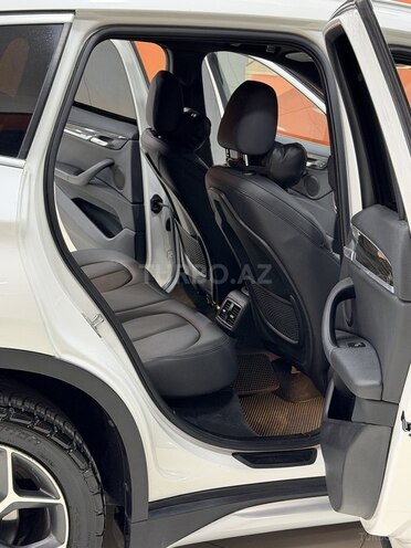BMW X1 2017, 99,000 km - 2.0 л - Sumqayıt