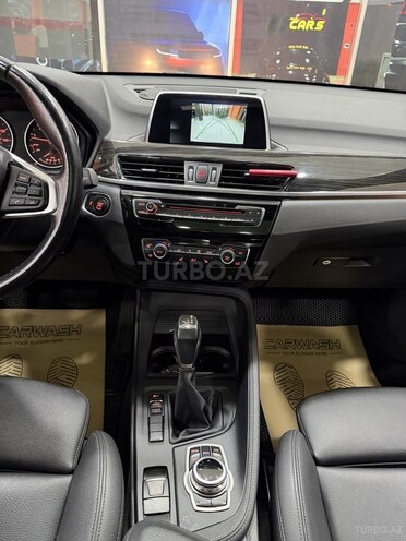 BMW X1 2017, 99,000 km - 2.0 л - Sumqayıt
