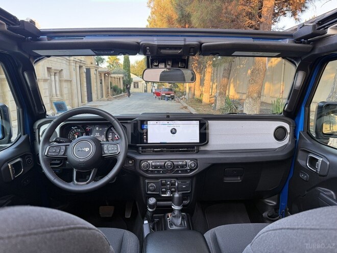 Jeep Wrangler 2023, 25,000 km - 2.0 l - Bakı