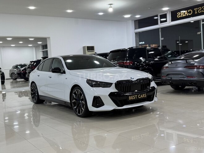 BMW 530 2025, 7,900 km - 2.0 л - Babək