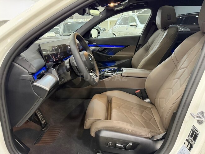 BMW 530 2025, 7,900 km - 2.0 л - Babək