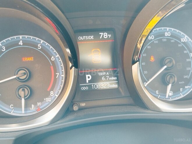 Toyota Corolla 2015, 174,292 km - 1.8 l - Bakı
