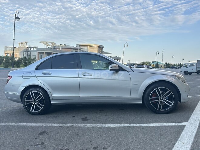 Mercedes C 250 4MATIC 2010, 226,000 km - 2.1 l - Sumqayıt