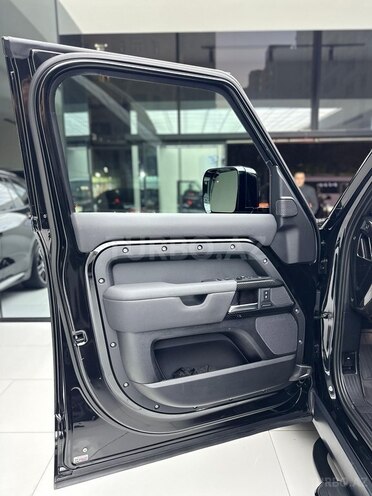 Land Rover Defender 2022, 88,786 km - 3.0 l - Bakı