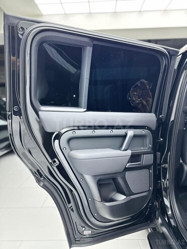 Land Rover Defender 2022, 88,786 km - 3.0 l - Bakı