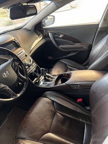 Hyundai Grandeur 2014, 284,000 km - 2.2 l - Bakı