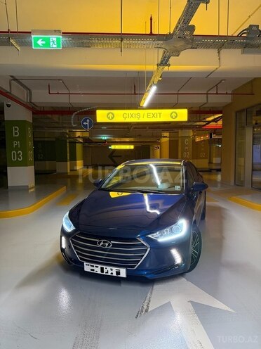 Hyundai Elantra 2016, 241,402 km - 2.0 l - Bakı