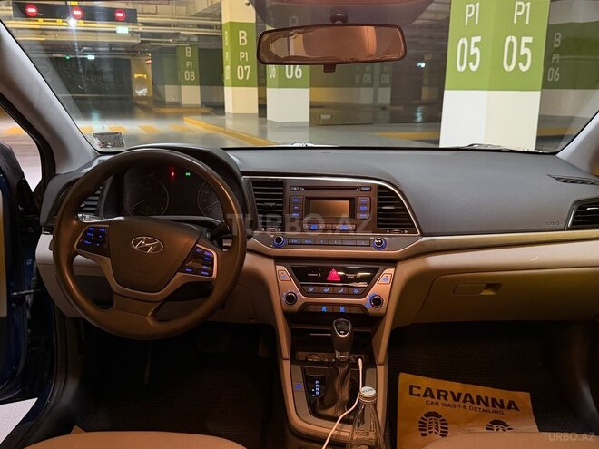 Hyundai Elantra 2016, 241,402 km - 2.0 l - Bakı