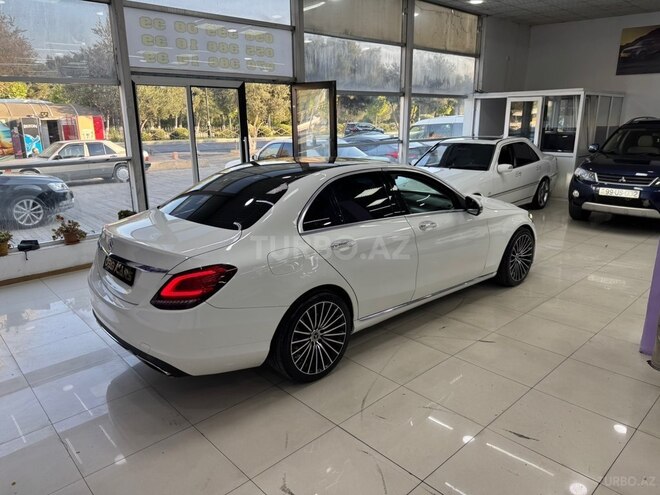 Mercedes C 200 2016, 193,000 km - 2.0 л - Sumqayıt
