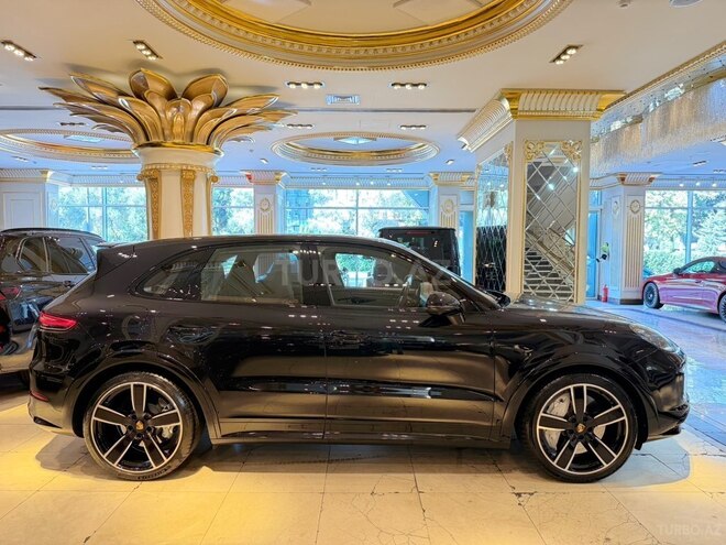 Porsche Cayenne Turbo 2020, 88,000 km - 4.0 l - Bakı