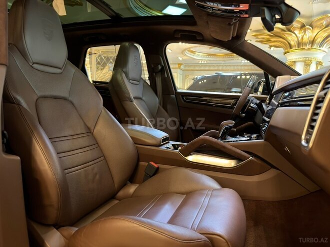 Porsche Cayenne Turbo 2020, 88,000 km - 4.0 l - Bakı