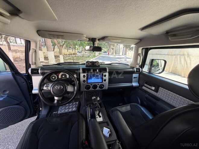 Toyota FJ Cruiser 2008, 280,900 km - 4.0 л - Bakı