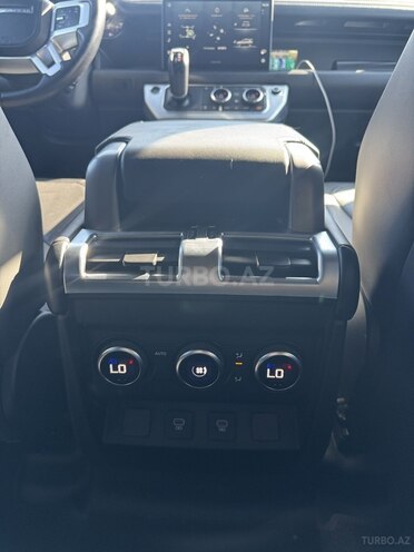 Land Rover Defender 2022, 51,000 km - 3.0 l - Bakı
