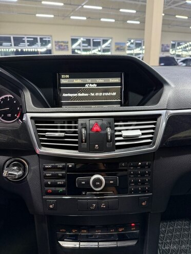 Mercedes E 250 2011, 260,000 km - 2.1 л - Sumqayıt