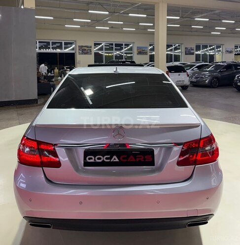 Mercedes E 250 2011, 260,000 km - 2.1 л - Sumqayıt