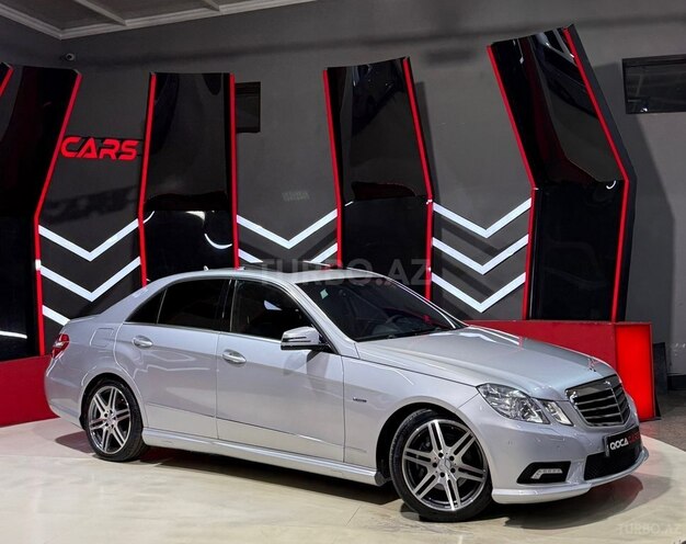 Mercedes E 250 2011, 260,000 km - 2.1 л - Sumqayıt