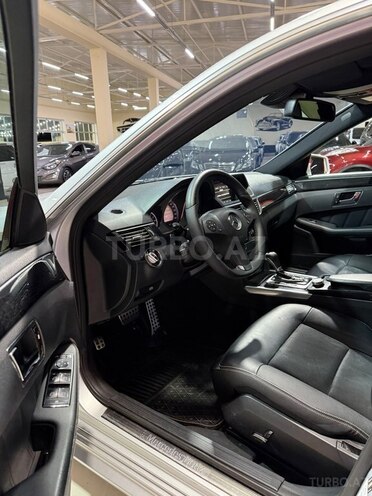 Mercedes E 250 2011, 260,000 km - 2.1 л - Sumqayıt