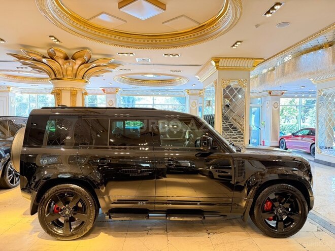 Land Rover Defender 2024, 13,000 km - 3.0 l - Bakı