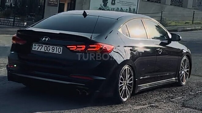 Hyundai Elantra 2017, 139,000 km - 1.6 л - Gəncə