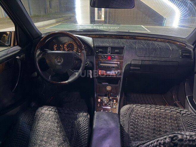 Mercedes C 240 1999, 310,000 km - 2.4 l - Gəncə