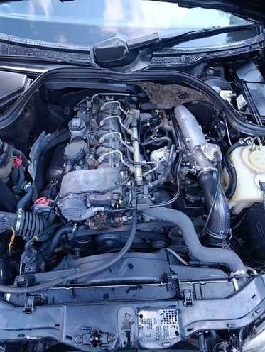 Mercedes C 200 2000, 740,000 km - 2.2 л - Bakı