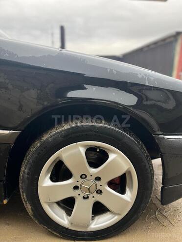 Mercedes C 200 2000, 740,000 km - 2.2 л - Bakı