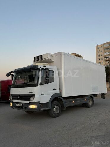 Mercedes Atego 816 2010, 560,000 km - 4.3 л - Bakı