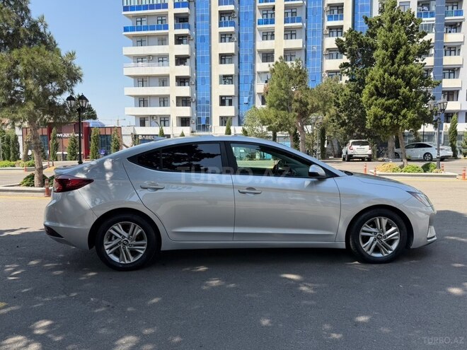 Hyundai Elantra 2019, 107,000 km - 2.0 л - Bakı