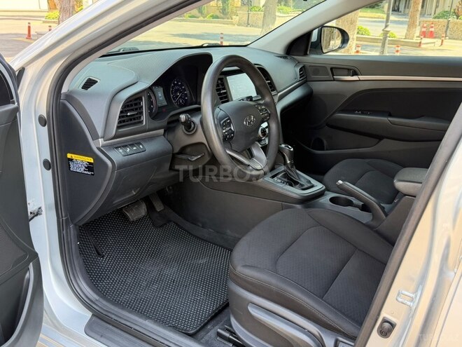 Hyundai Elantra 2019, 107,000 km - 2.0 л - Bakı