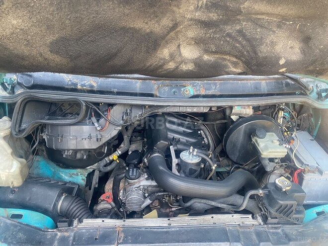 Mercedes Sprinter 313 2002, 482,500 km - 2.2 l - Xırdalan