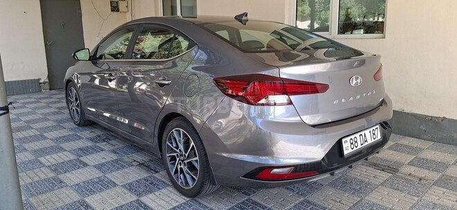 Hyundai Elantra 2018, 115,068 km - 2.0 l - Bakı