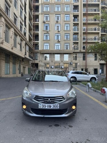 Mitsubishi Attrage 2015, 145,300 km - 1.2 l - Bakı